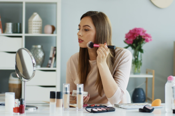 Как получать пассивный доход от онлайн-торговли косметикой?